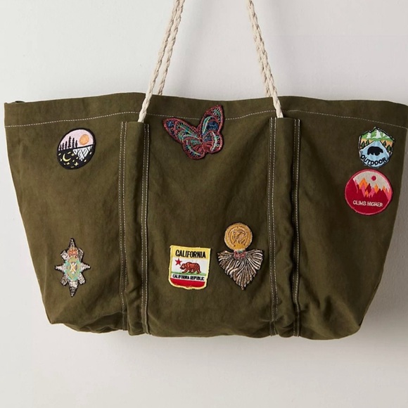 Free People Been There Badge Tote Bag NWT - Picture 7 of 7